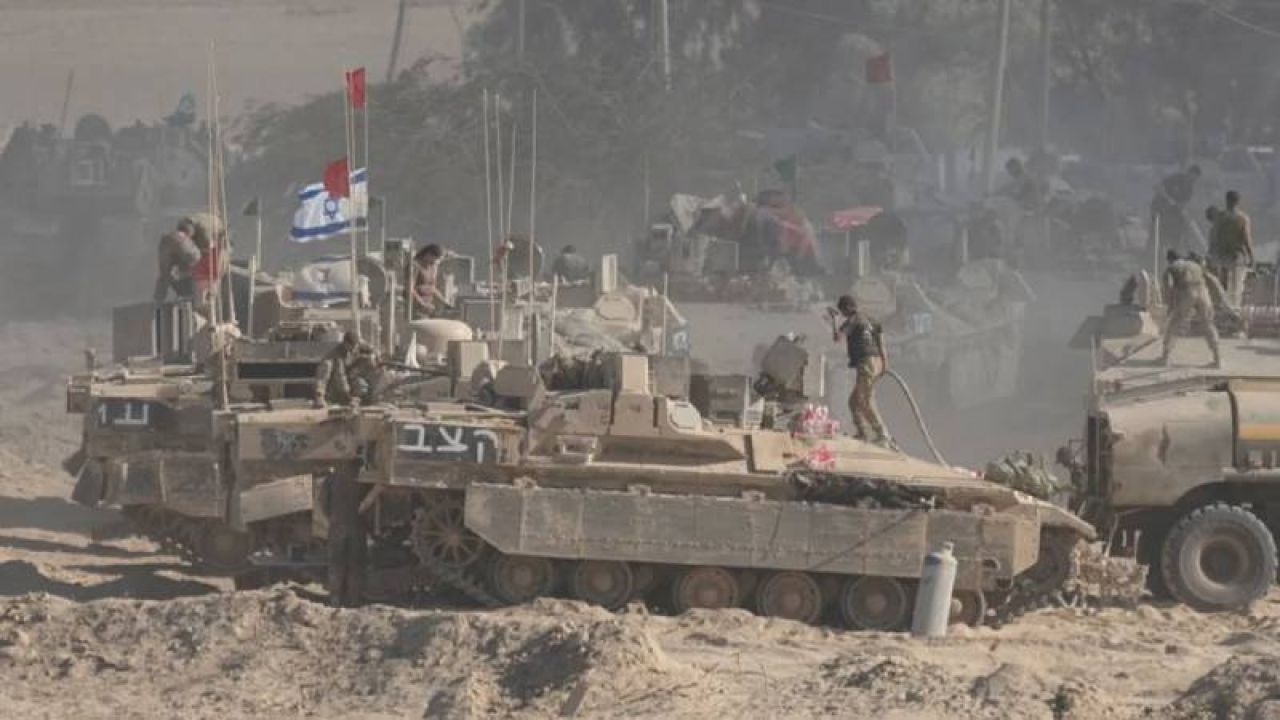 Nihal Bengisu Karaca'dan Btk'ya Soru: İsrail Ordusunun Türkçe Propaganda Hesabı Neden Hâlâ Erişime Açık?
