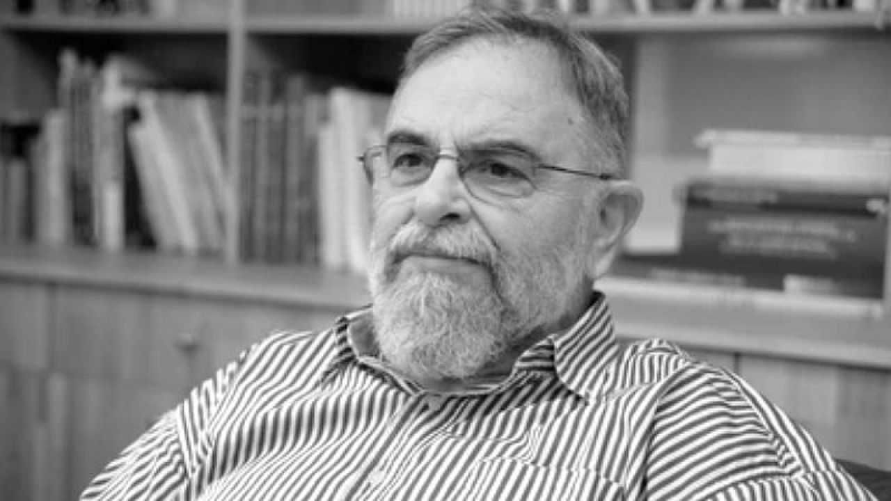 Türk Siyaset Bilimci Mete Tunçay Hayatını Kaybetti
