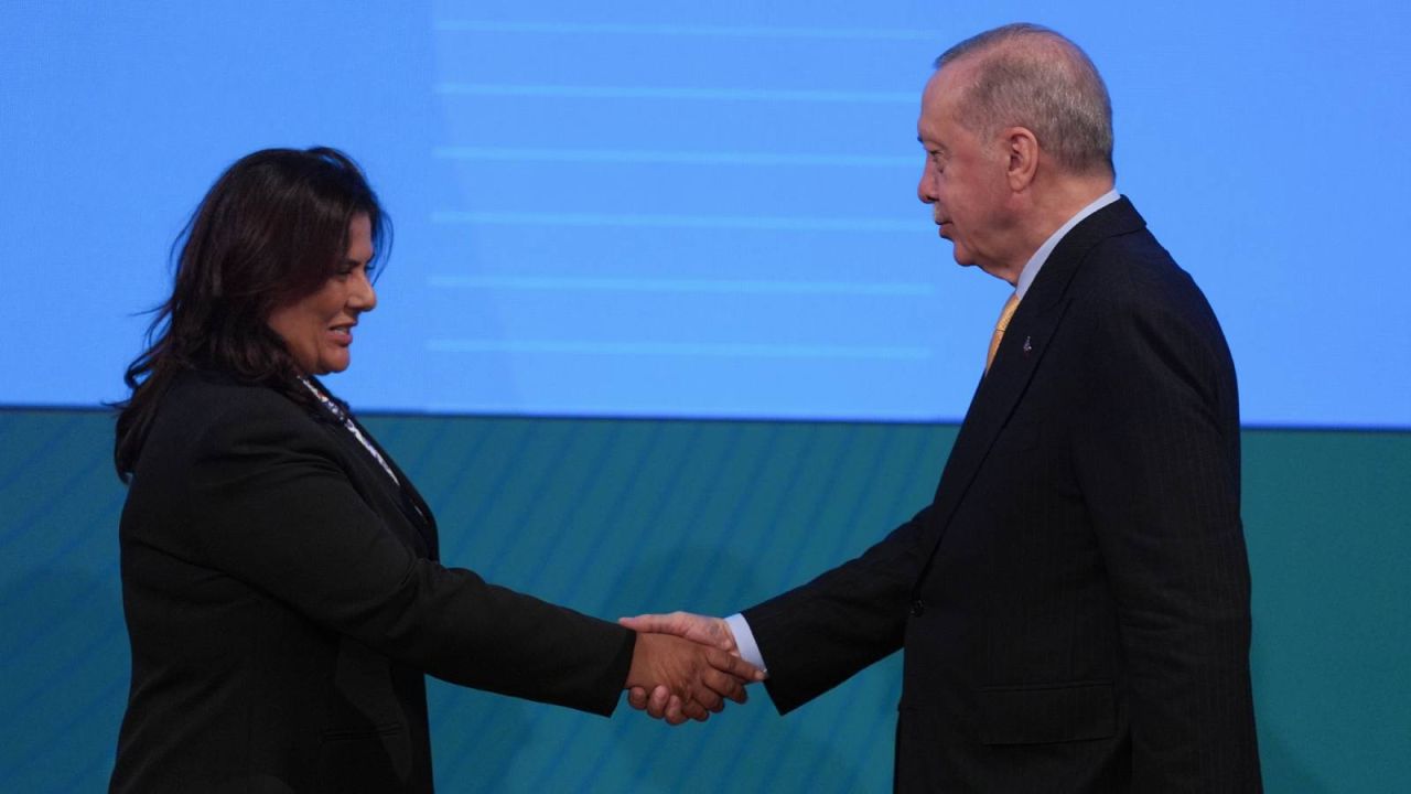 İller Bankası'ndan Akp'li Aydın'a 860 Milyon Liralık Finansman
