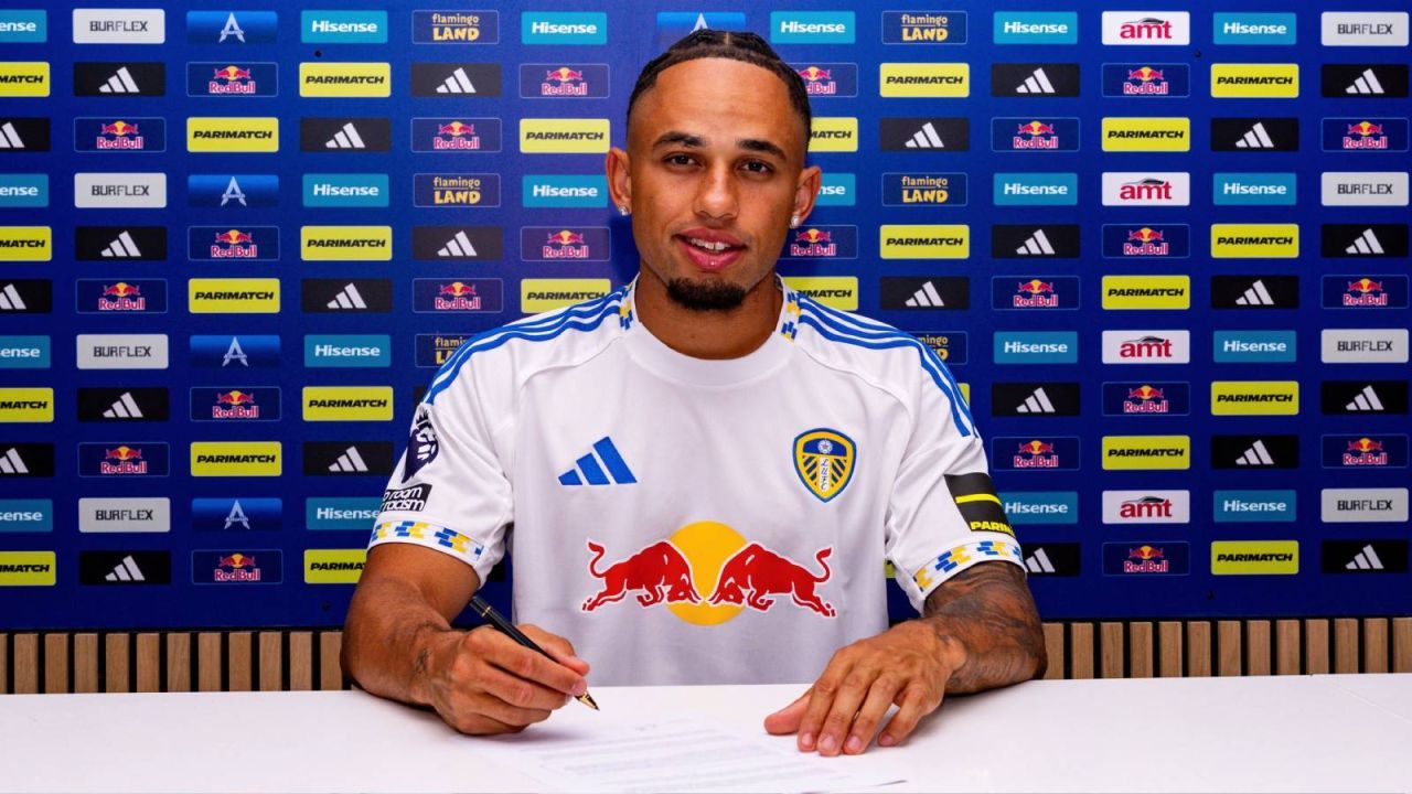 Leeds United, Noah Okafor'u Transfer Etti
