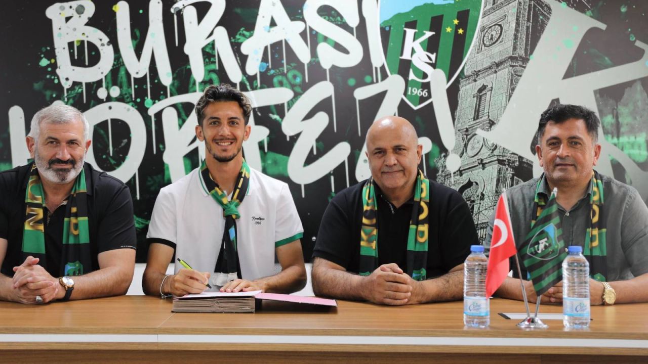 Beşiktaş, Tayfur Bingöl'ü Kocaelispor'a Verdi
