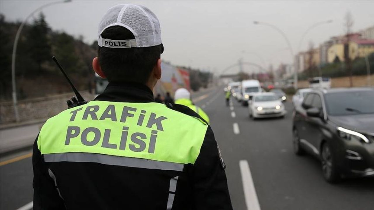 Ankara'da Bisiklet Yarışı Nedeniyle Yarın Bazı Yollar Trafiğe Kapatılacak
