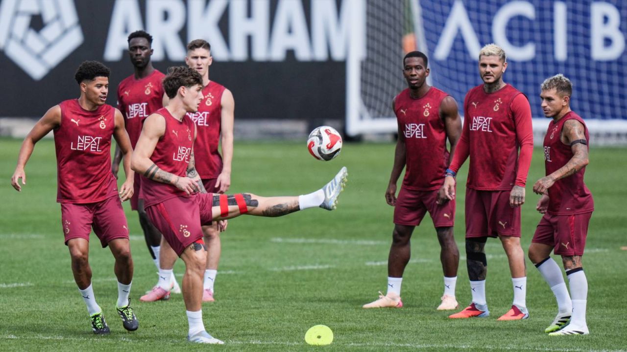 Galatasaray'ın Kayserispor Maçı Kamp Kadrosu Belli Oldu: Barış Alper Yılmaz Yok
