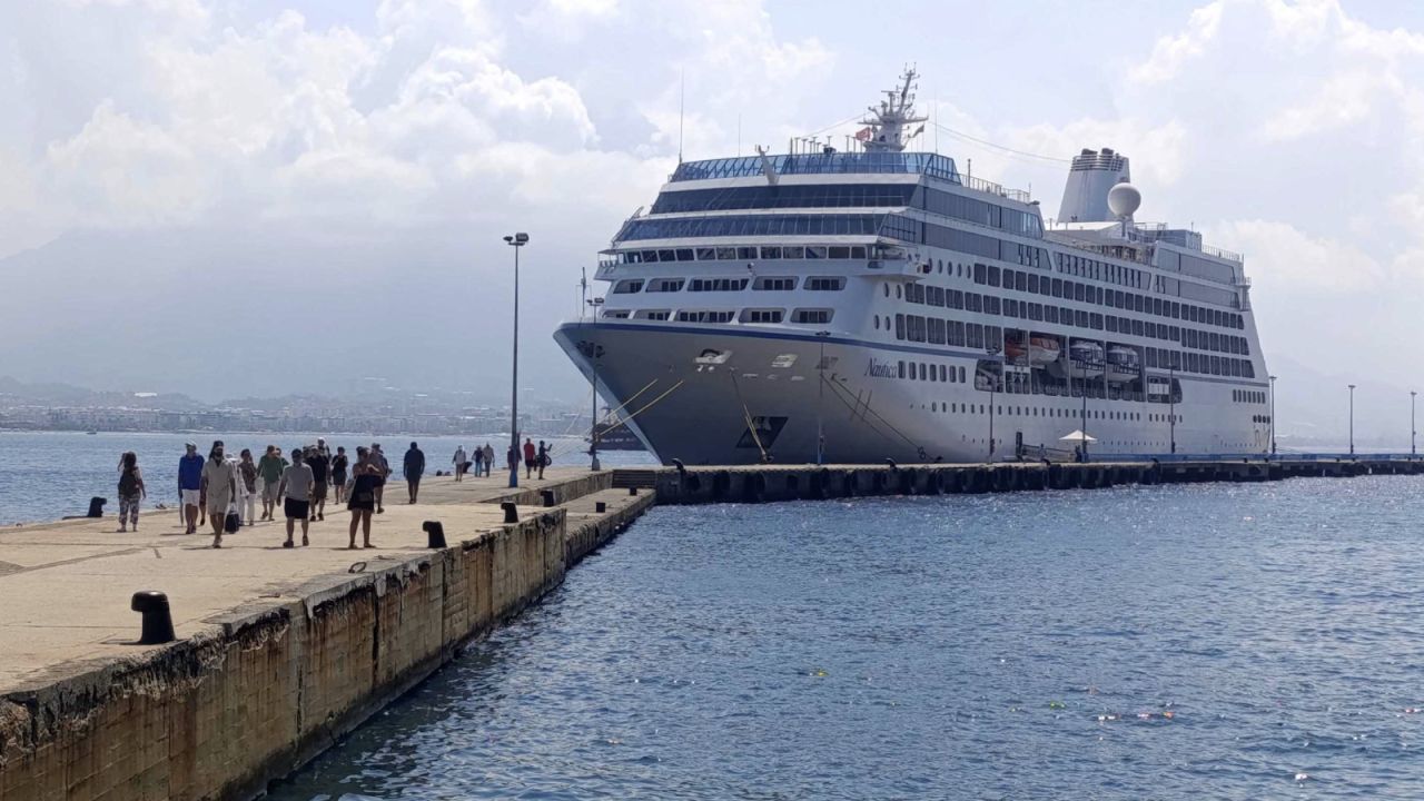 Kruvaziyer Turizminde 12 Yılın Temmuz Rekoru Kırıldı
