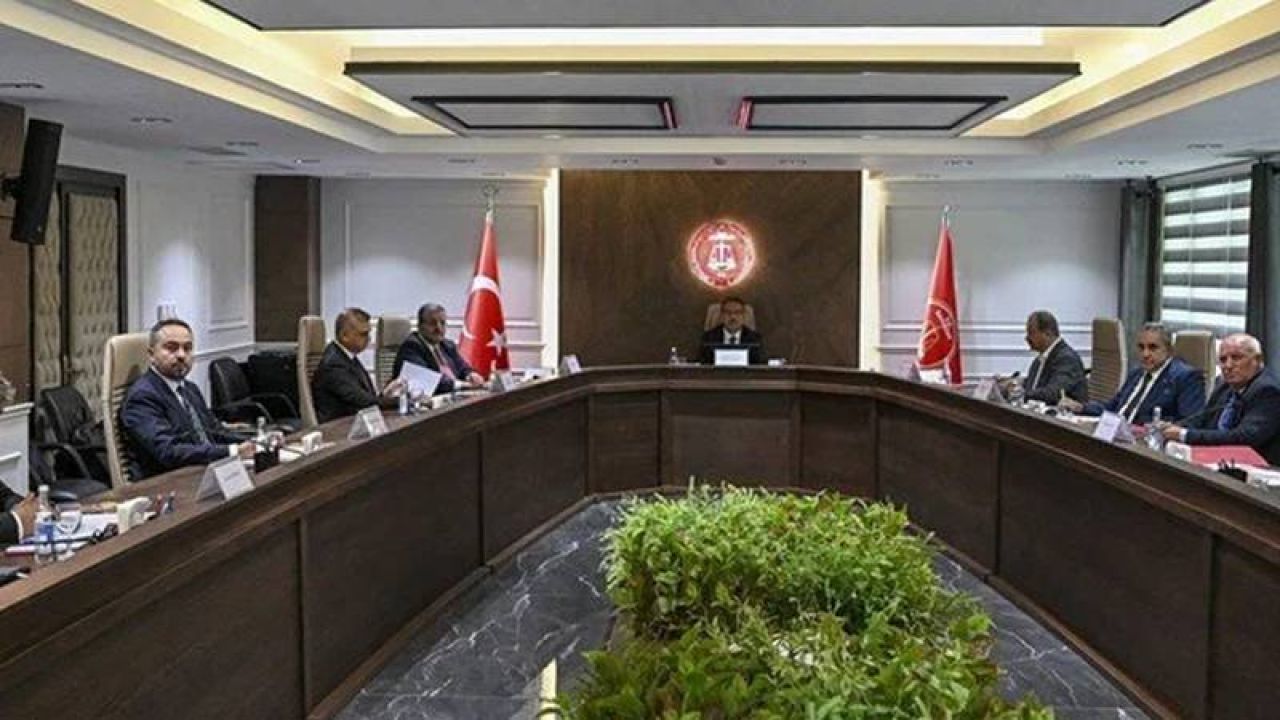 6,5 Milyon Memur ve Memur Emeklisinin Gözü Hakem Kurulu'nda
