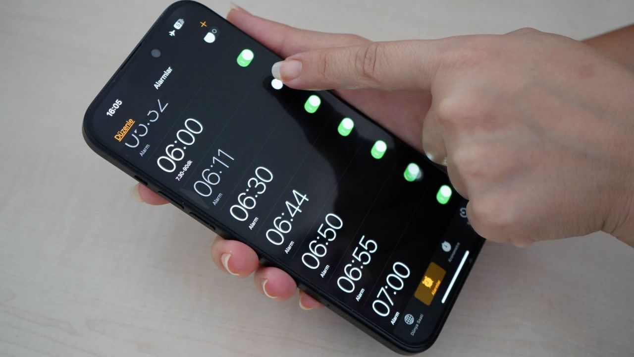 Doçent Erdoğan: Alarm Sesine Alışan Beyin Uyanmayı Reddeder
