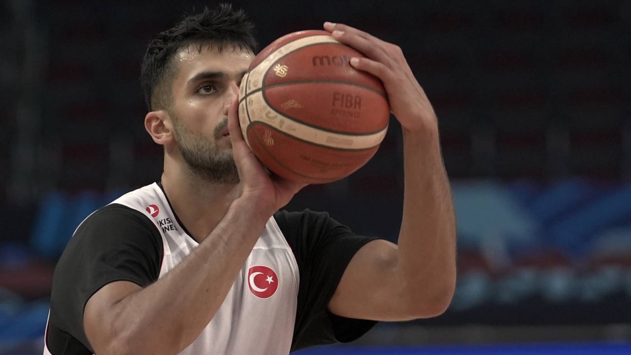 A Milli Erkek Basketbol Takımı Letonya'da İlk Antrenmanına Çıktı
