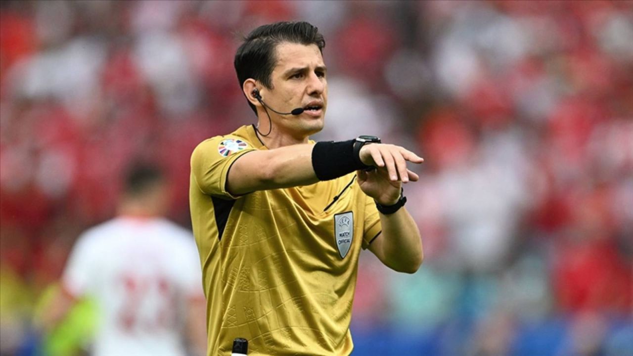 Halil Umut Meler Hakemliği Bıraktı Mı?
