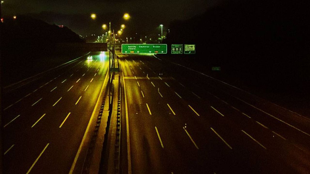 İstanbullular Dikkat: Hafta Sonu Bazı Yollar Trafiğe Kapalı Olacak
