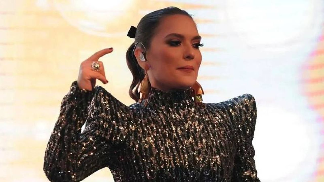 Demet Akalın'dan Trt'ye Çağrı: Bir Düşünün Bence
