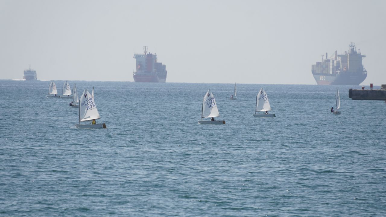 Tekirdağ'da Zafer Kupası Yelken Yarışları Başladı
