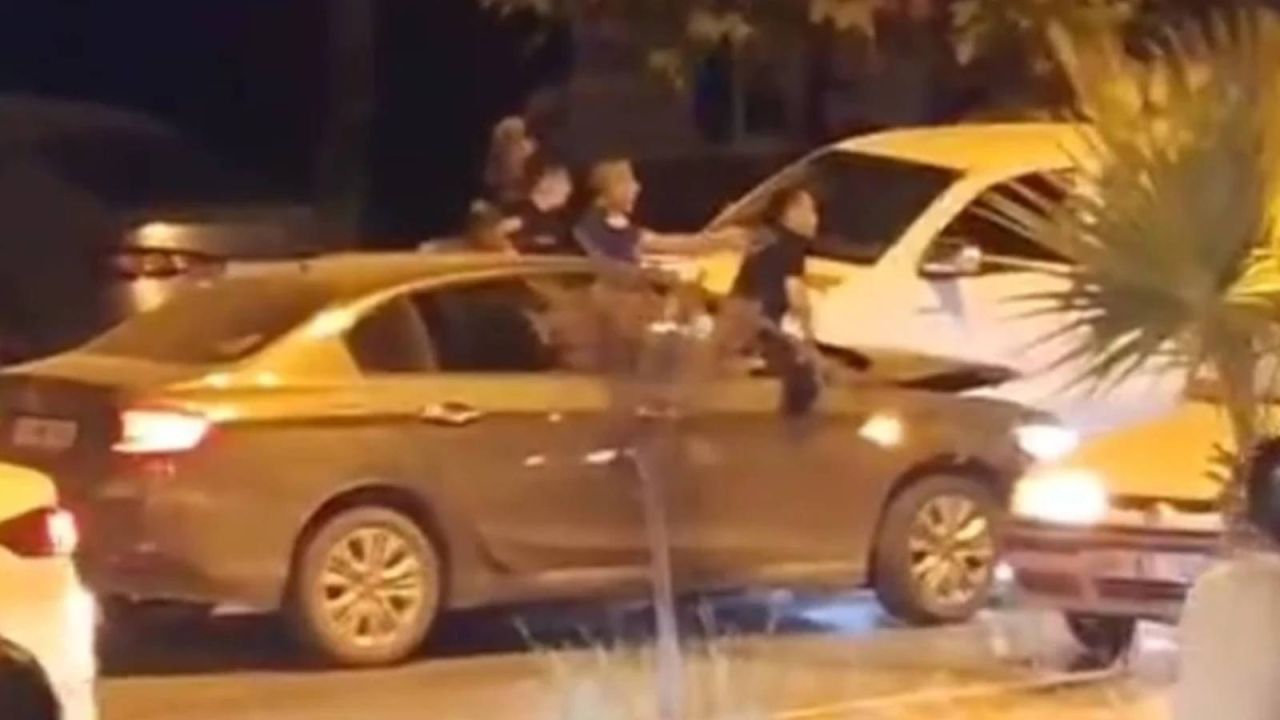 Anne Babasını Döven Şahıs Polisten Kaçarken Otomobil Sürücüsünü Rehin Aldı
