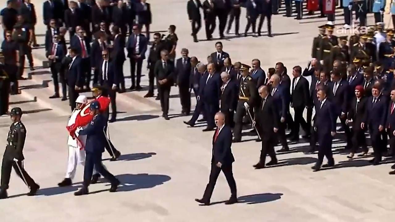 Cnn Türk Muhabiri Erdoğan'dan 30 Ağustos Açıklaması: Sehven İfade Kullandım
