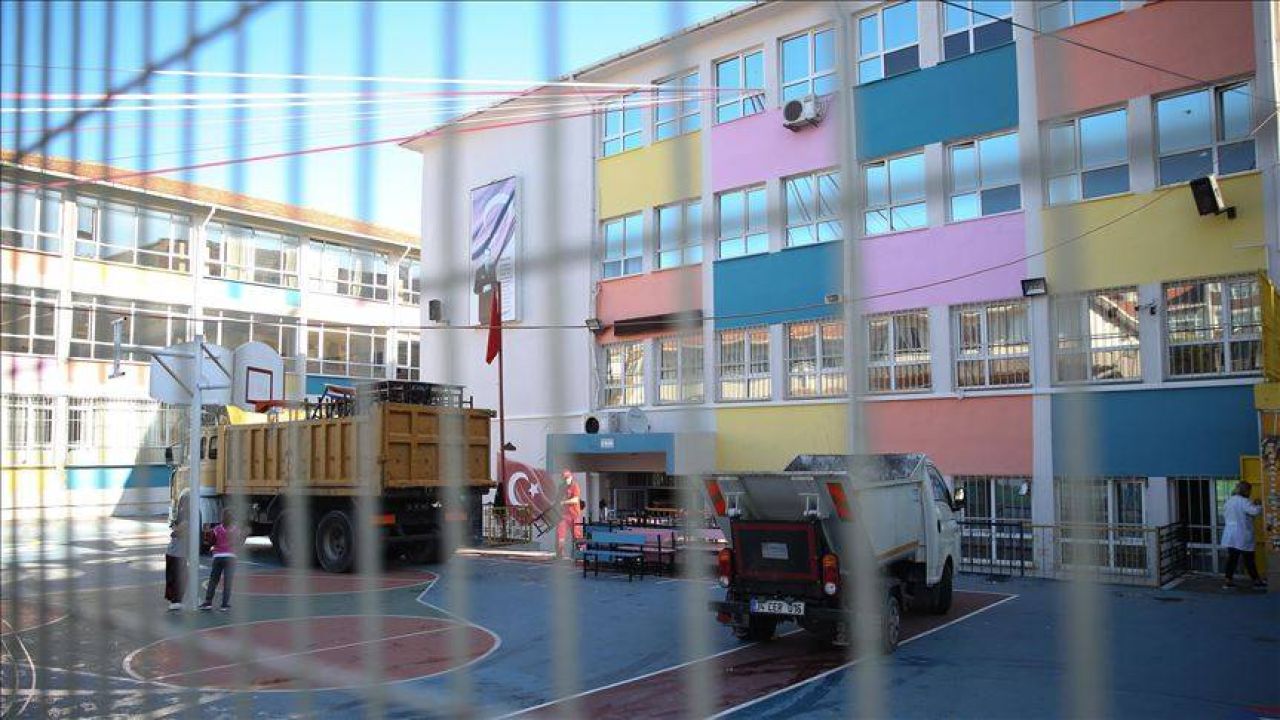 Vali Gül'den Kritik Deprem Açıklaması: İstanbul'daki Tüm Okullar Depreme Dayanıklı
