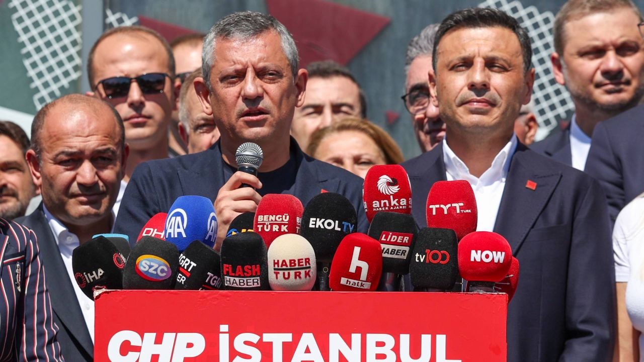 Ertuğrul Özkök'ten Parti Kapatma İsteyen Savcıya Dikkat Çeken Mektup
