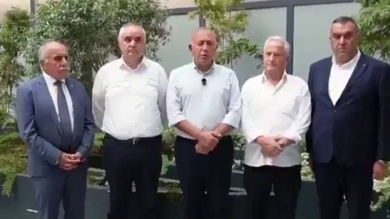 Chp İstanbul Kayyım Heyetinde Yer Alan Hasan Babacan Çekildi

