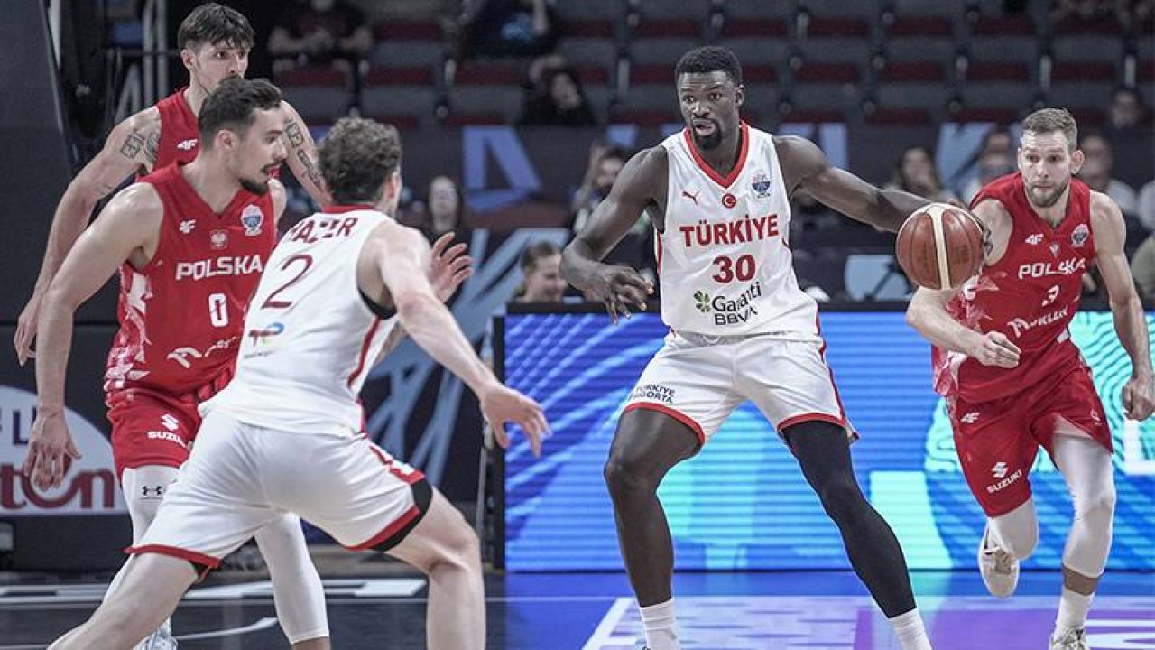 12 Dev Adam Yarı Finalde: Türkiye Yunanistan Maçı Ne Zaman?
