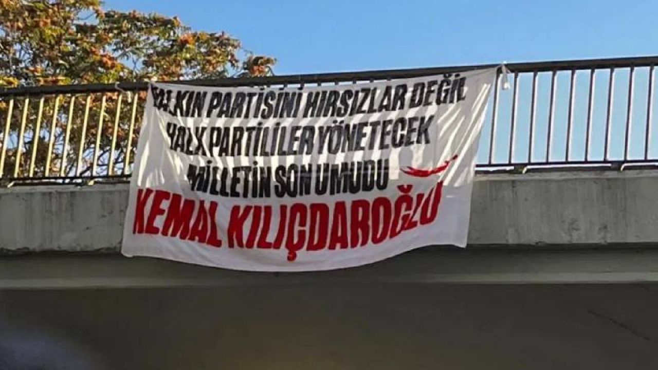 Chp Kadıköy Mitingi Öncesi Provokasyon: Kılıçdaroğlu İmzalı Pankart Asıldı, Avukatından Açıklama
