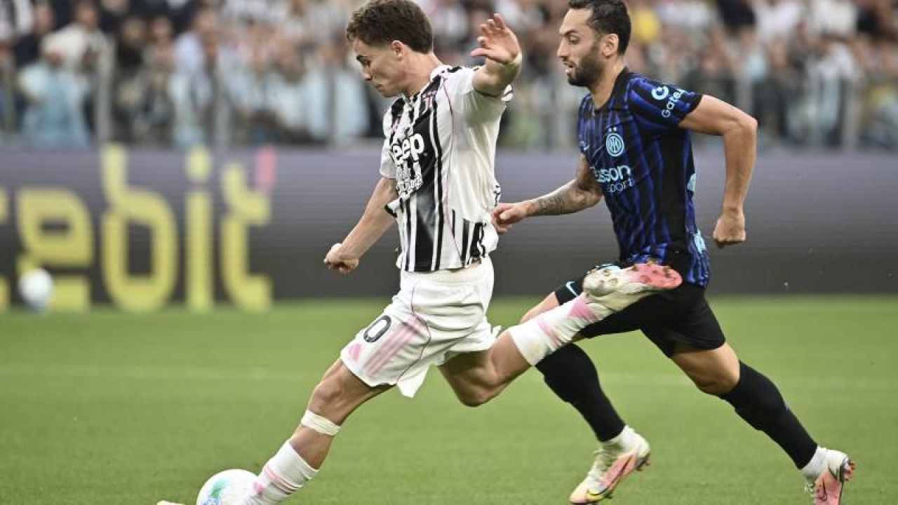 İtalyan Basınında Kenan Ve Hakan Manşetlerde: "Yıldız Ve Çalhanoğlu İle Türk İşi"
