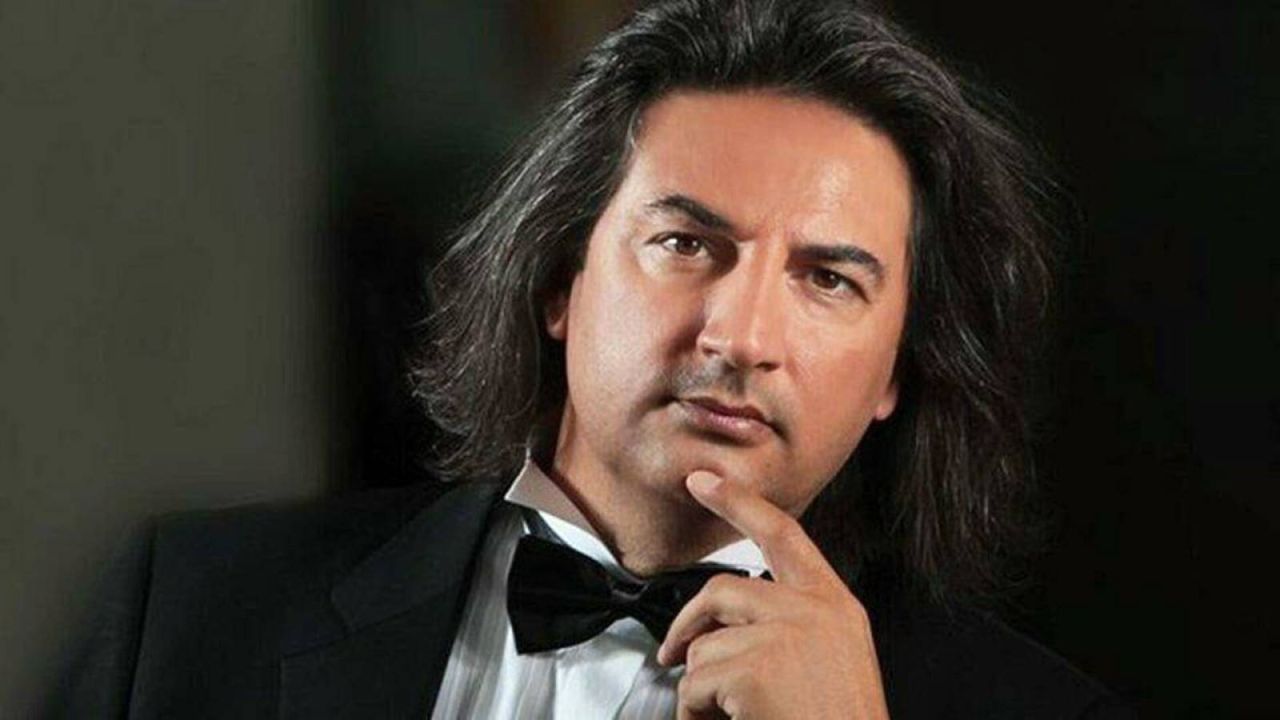 Şarkıcı Çelik'ten Borç Mesajlarına Sert Tepki: "Babasından Bile İstenmez!"
