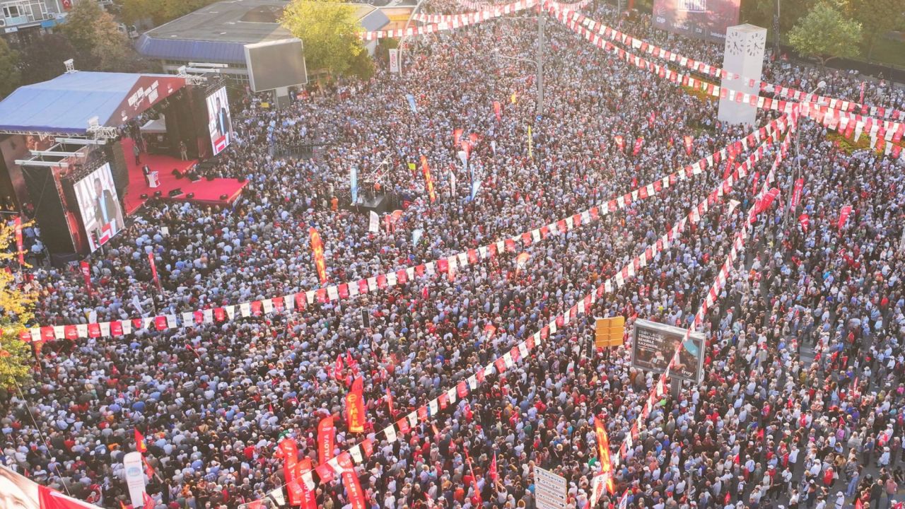 Kahveci: Halk Ve Piyasalar Doğru Yolda, Değişim Beklemiyorum
