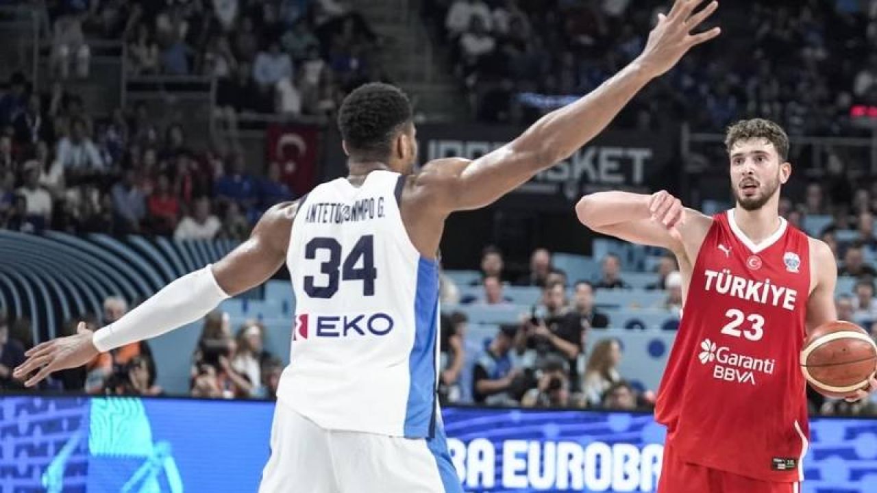 Antetokounmpo'dan Özür, Şengün'le Ortak Paylaşım
