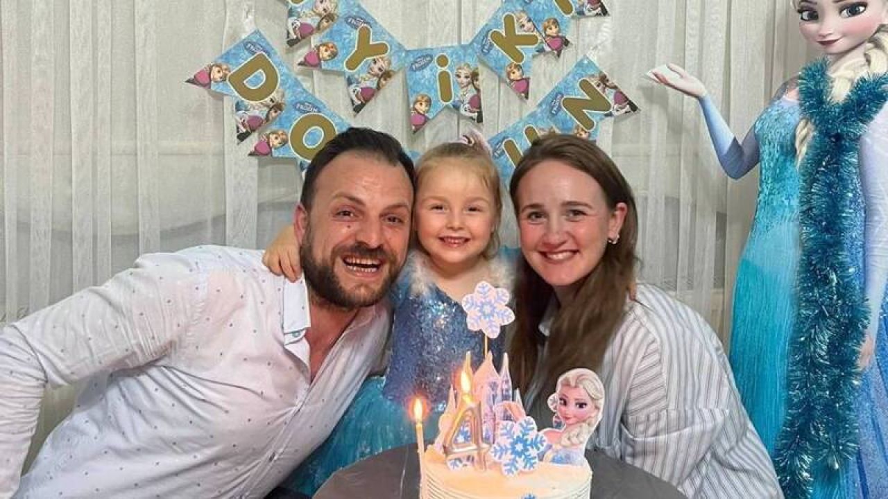 Bursa'da Kreş Faciası: Aile, Minik Berra İçin Tutuklu Yargılama Talep Ediyor
