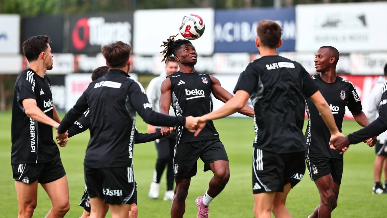 Beşiktaş'ın Kamp Kadrosu Açıklandı: Göztepe Maçında Yoklar