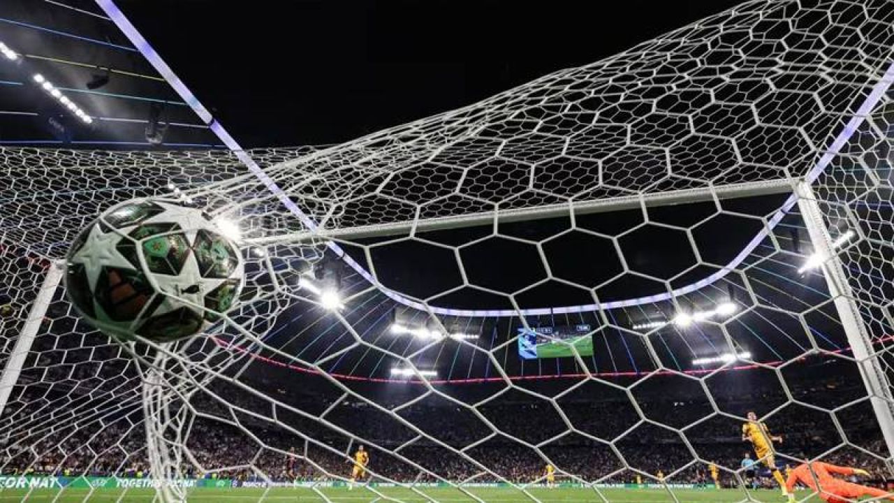 Şampiyonlar Ligi'nde Aslan Dipte
