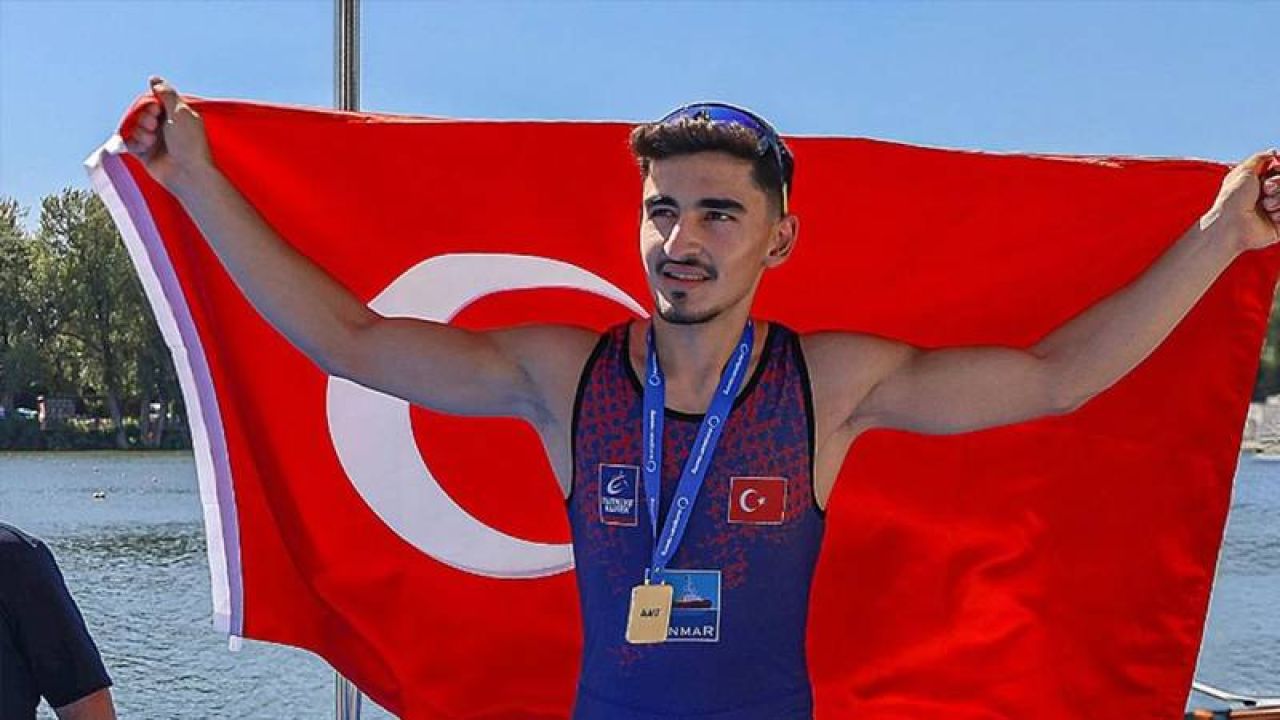 Halil Kaan Köroğlu Dünya Kürek Şampiyonası'nda
