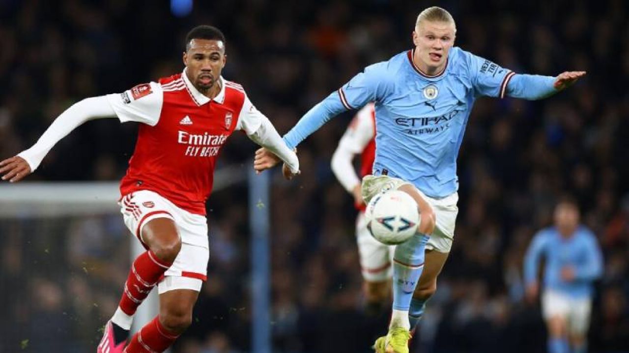 Premier Lig'de Dev Maç: Arsenal, Manchester City'i Ağırlıyor
