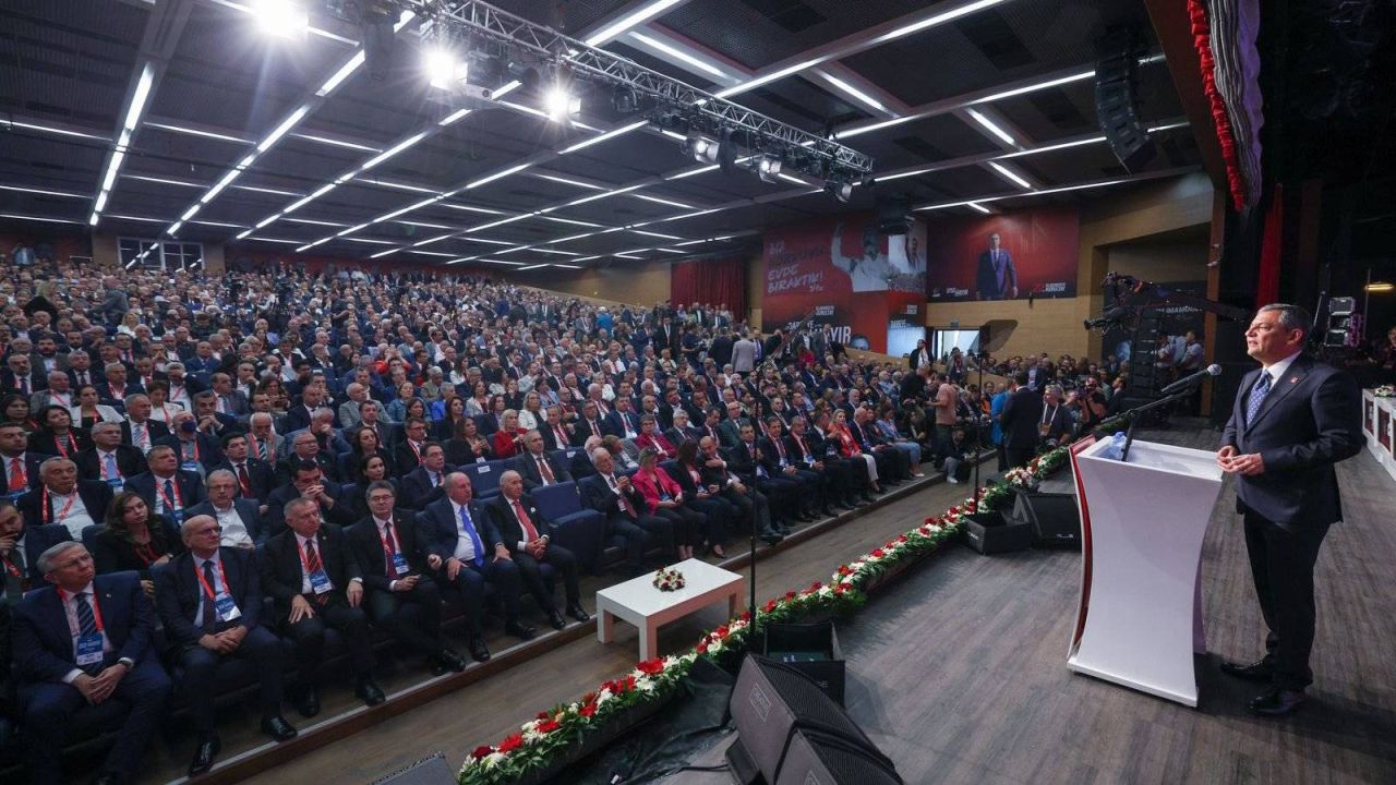 Abdulkadir Selvi: Chp, Bir Krizden Diğerine Koşarken Daha Çok Motive Oluyor
