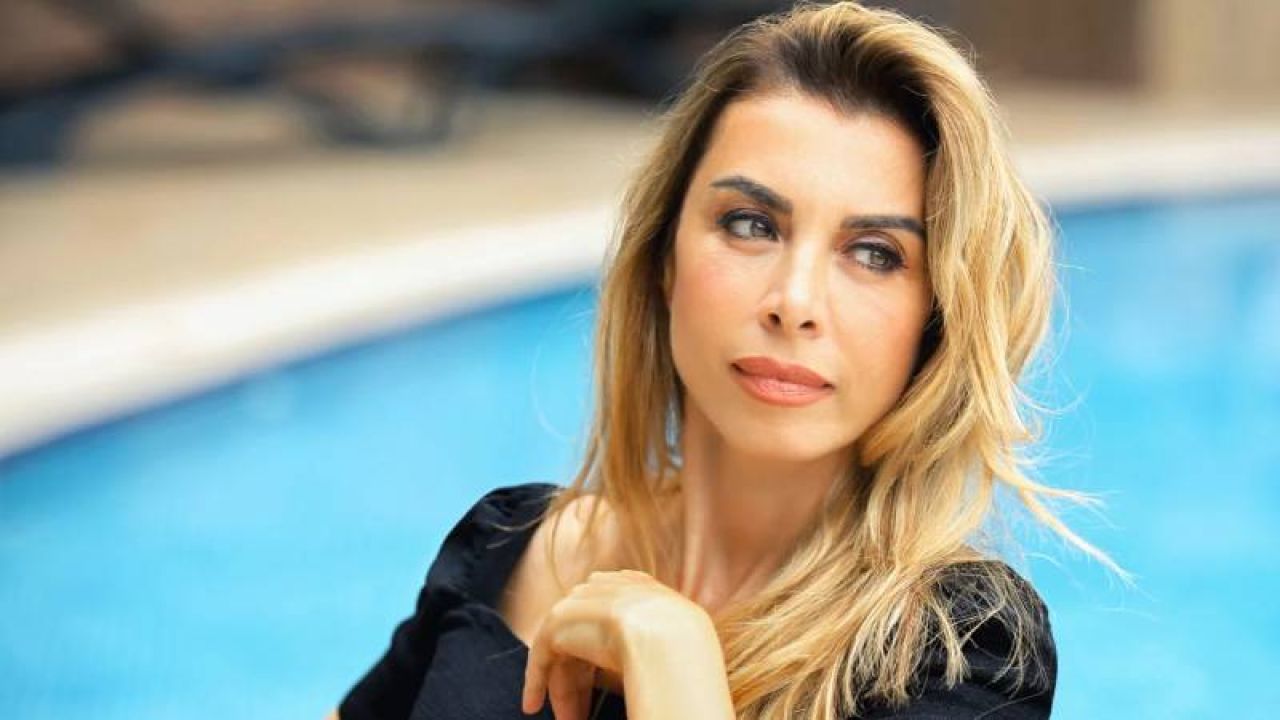 Kızılcık Şerbeti'nin Sevtap'ından "Erkek Kalabalığı" Paylaşımı: Allah Şifa Versin Size
