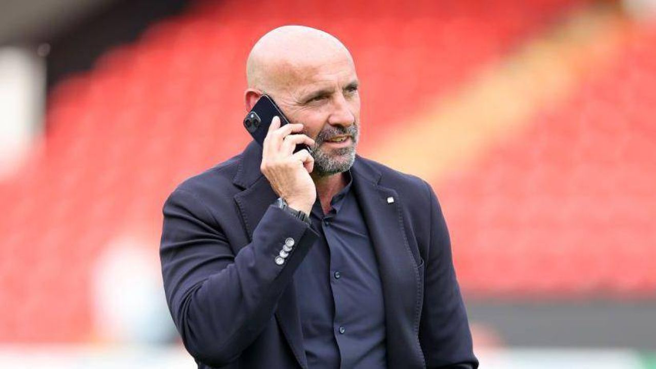 Aston Villa'da Monchi Şoku
