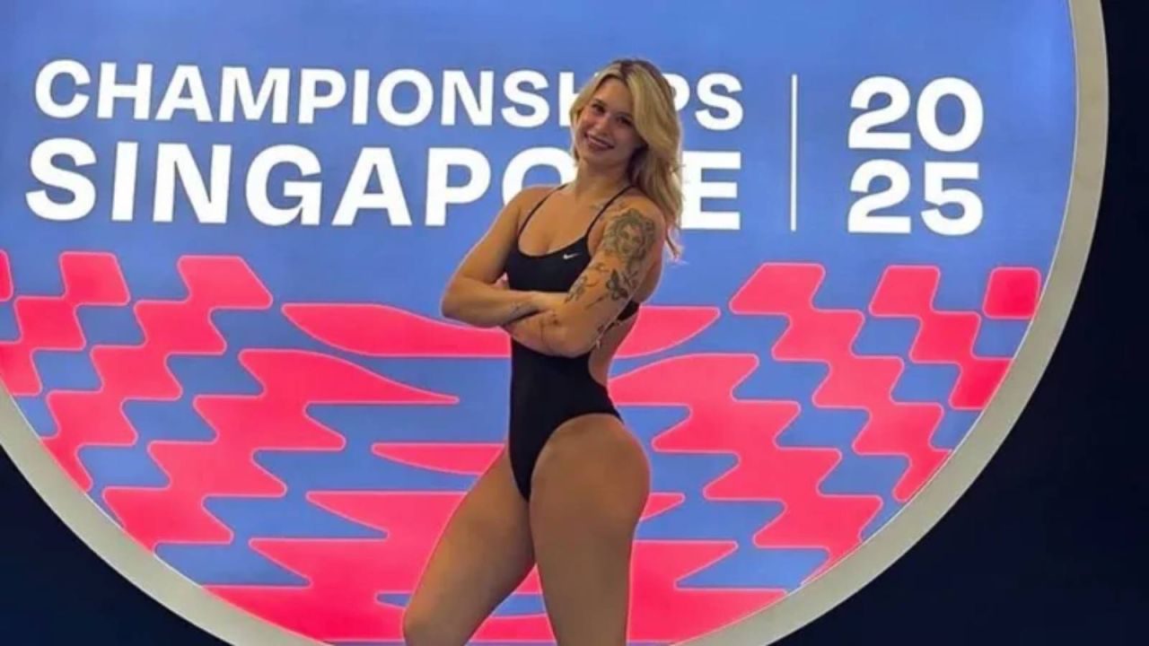 Milli Yüzücü Defne Kurt, 5. Kez Dünya Şampiyonu
