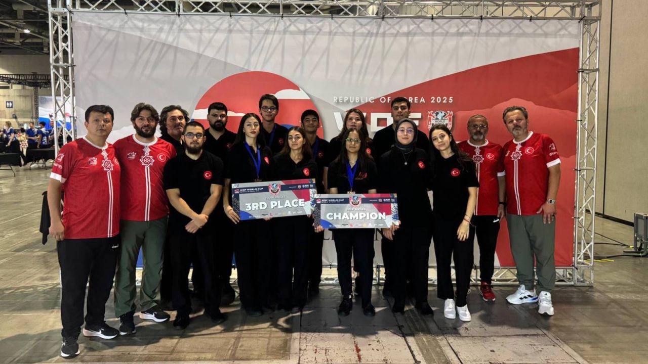 Dünya Dart Şampiyonası'nda Genç Millilerden 4 Madalya
