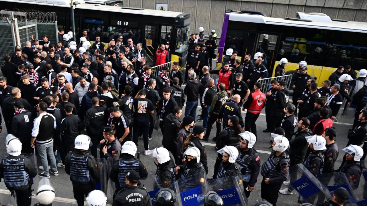 Beşiktaş Aşkı Derbi İçin RAMS Park'ta
