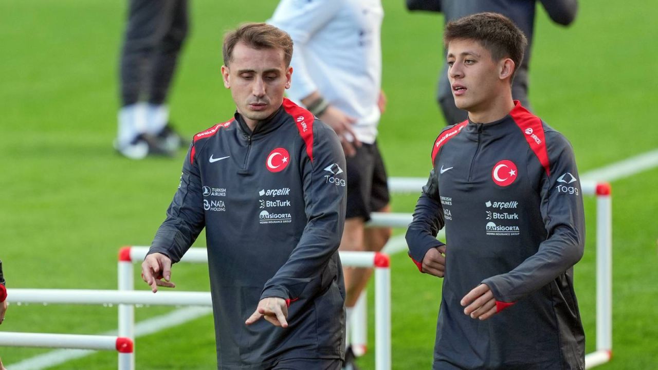 A Milli Futbol Takımı Hazırlıklara Başladı
