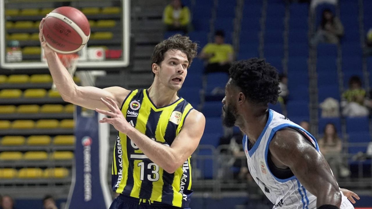 Fenerbahçe Beko, Aliağa Petkimspor'u Farklı Yendi
