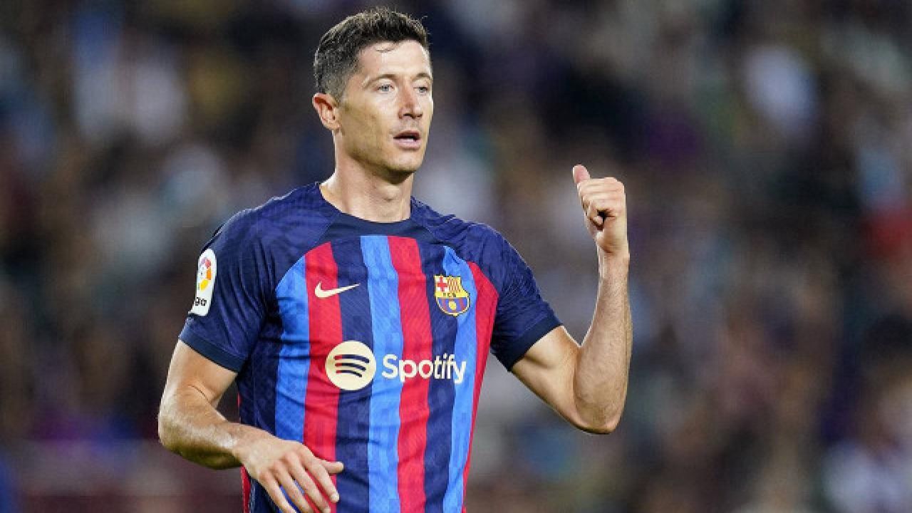 Lewandowski'ye Barcelona'dan Kötü Haber
