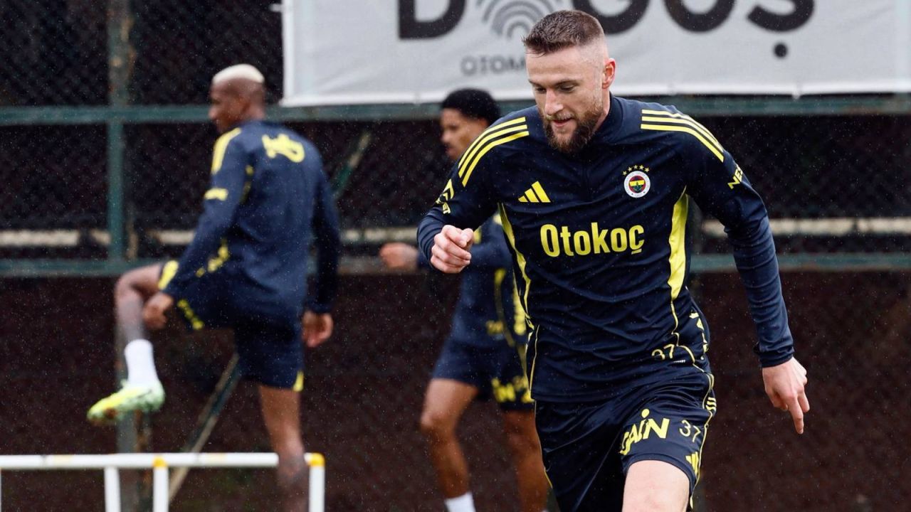 Fenerbahçe, Fatih Karagümrük Maçı Hazırlıklarını Sürdürdü
