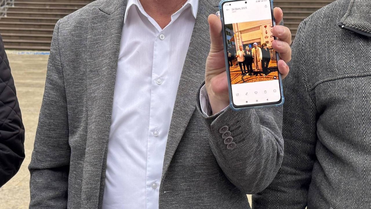 Kostüm Balosuna İmam Cübbesiyle Katılan Kişi Hakkında Suç Duyurusu Yapıldı