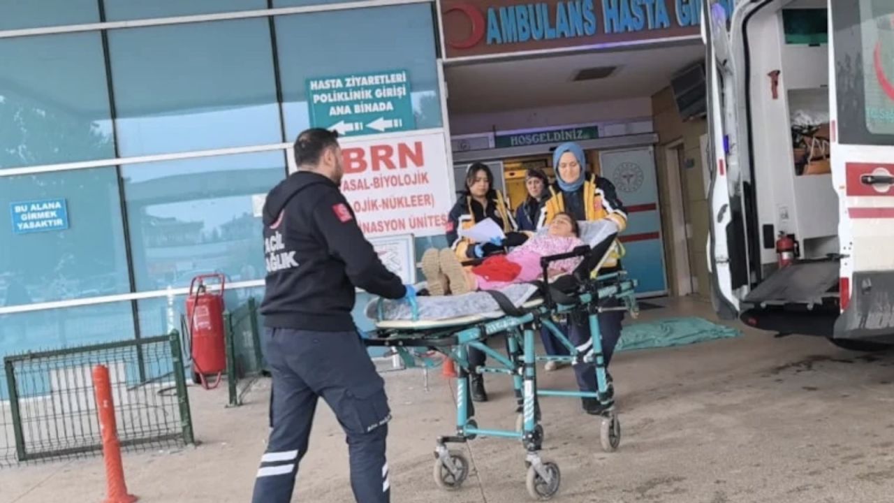 9 Yaşındaki Çocuğun Üzerine 250 Kiloluk Demir Kapı Düştü