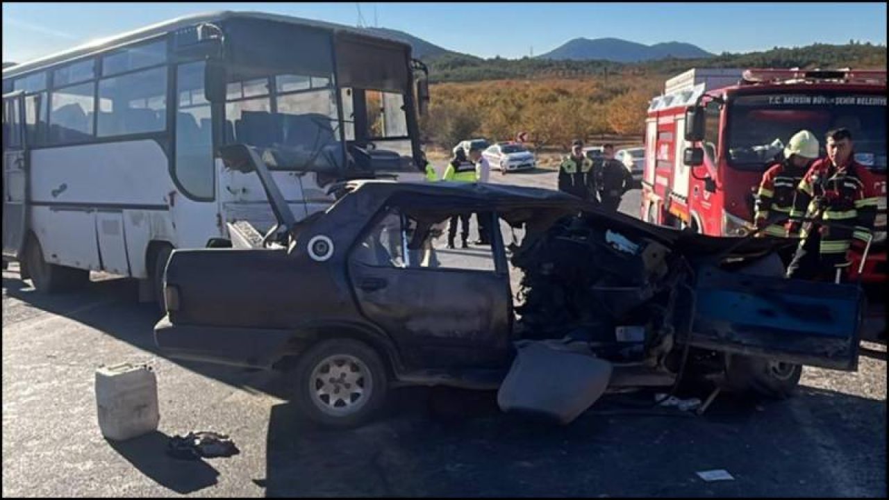 Mersin'de Tarım İşçilerini Taşıyan Midibüs ile Otomobil Çarpıştı: 3 Ölü, 12 Yaralı