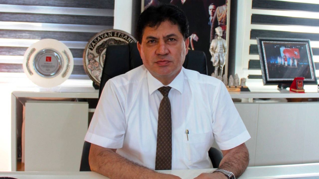 Eski Kemer Belediye Başkanı Mustafa Gül Dolandırıcılık Suçlamasıyla Tutuklandı