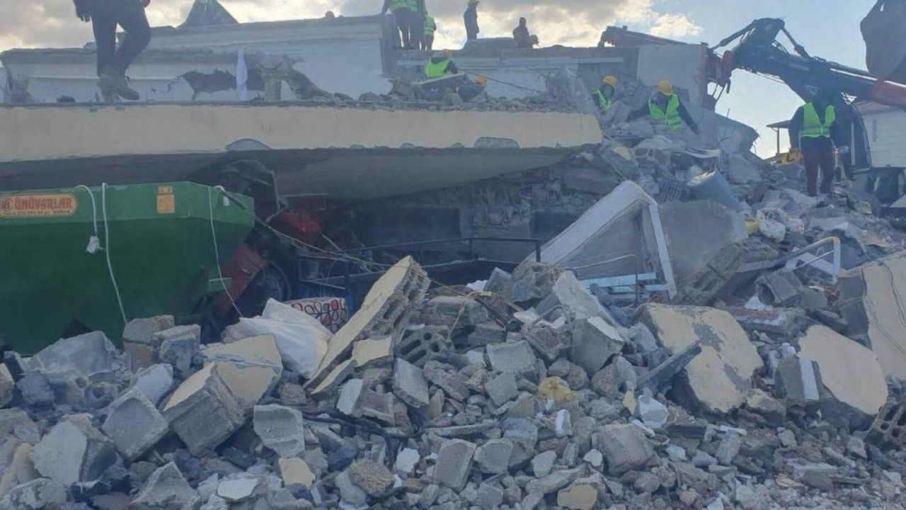 Akar Apartmanı Davasında Müteahhit ve Şantiye Şefine Tutuklama Uyarısı