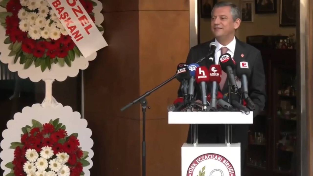 Özgür Özel: Siyasi Farklılıklara Rağmen Mesleki Birlikteliği Önemsedik