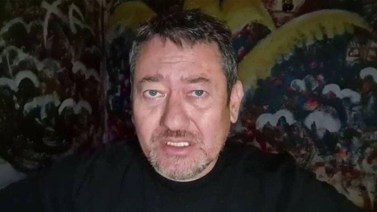 Serdar Akinan’ın X Hesabına Erişim Engeli: “Bu Silahlar TÜGVA’da Ne Arıyor?” Demişti